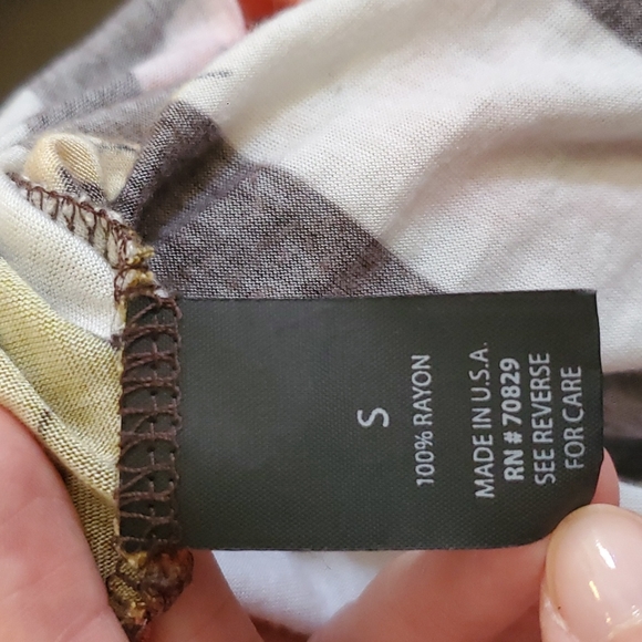 Rue21 top. S, Small. Batwing. Off-white and brown stripes with flowers. - Picture 5 of 6